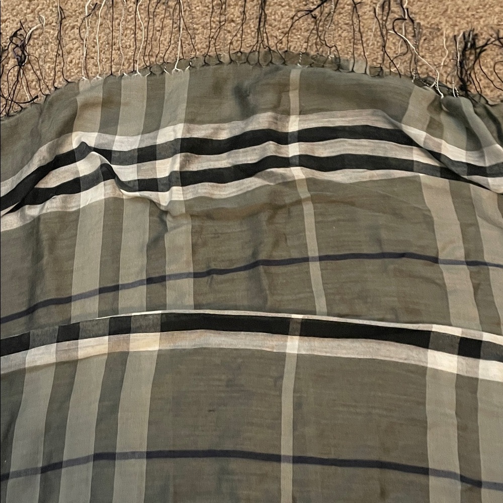Plaid oblong  Scarf with Fringe